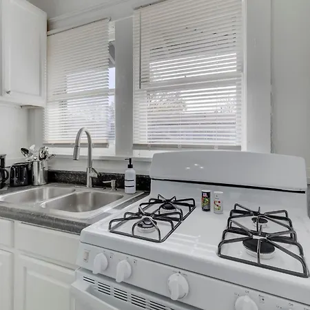 Charming Cooper-Young Flat In The Heart Of Memphis Extérieur photo