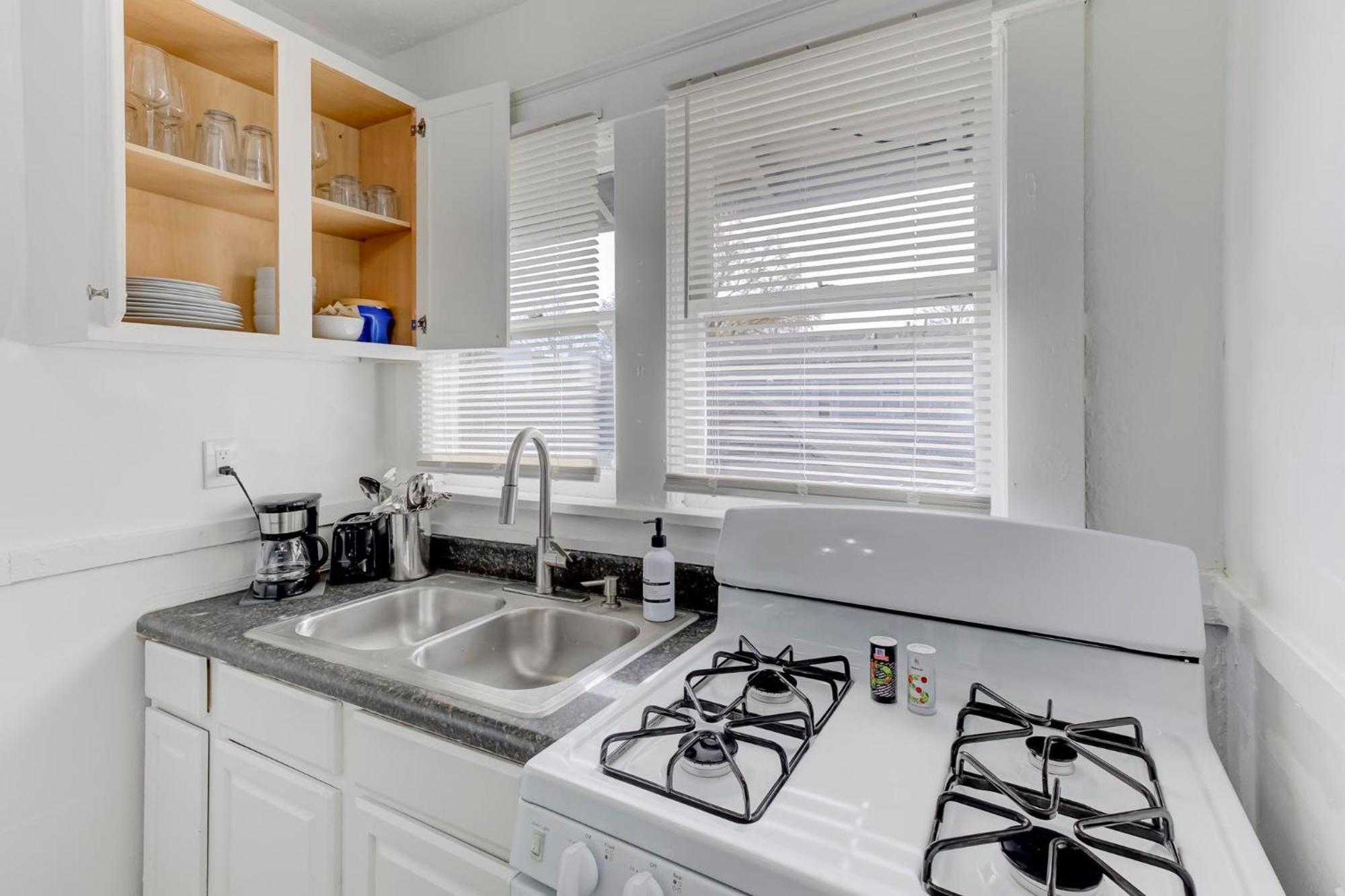Charming Cooper-young Flat In The Heart Of Appartement Memphis