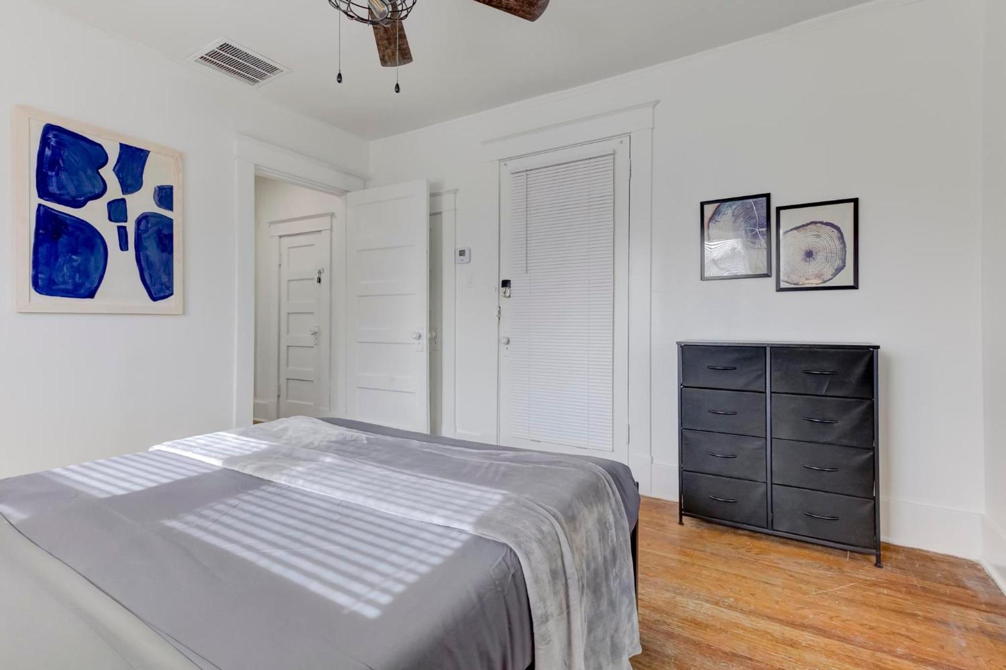 Charming Cooper-young Flat In The Heart Of
