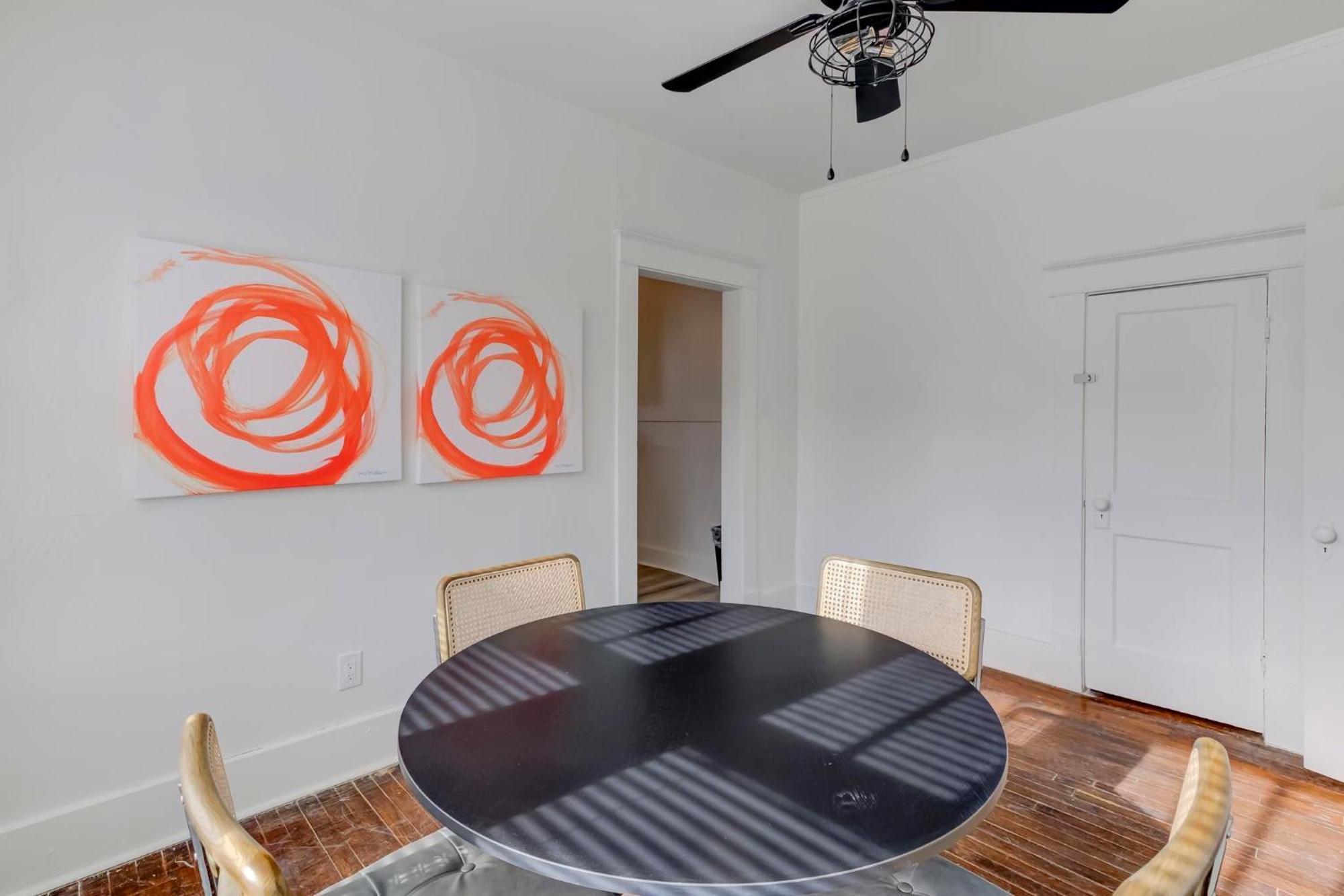 Charming Cooper-young Flat In The Heart Of *